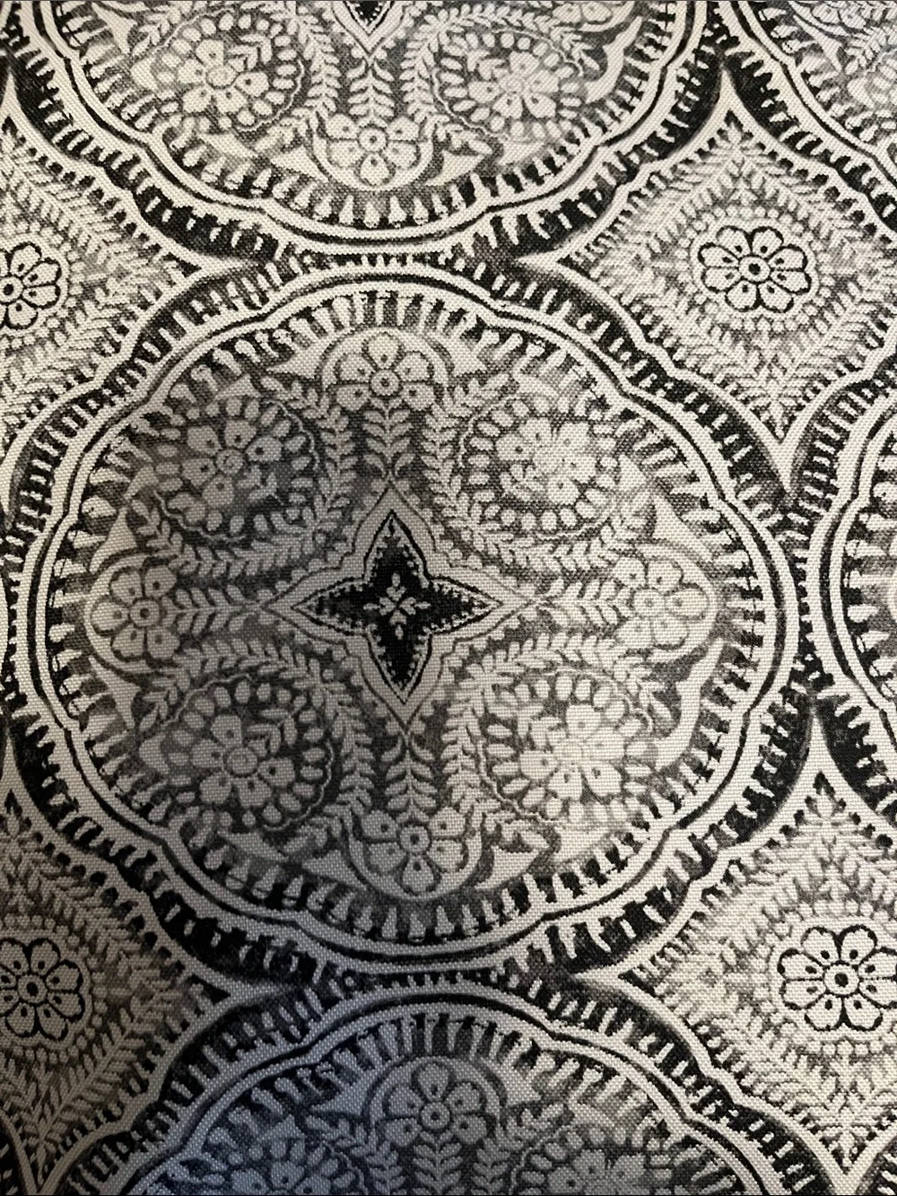 Indoor/Outdoor Decorative Throw Pillows - Black & White Medallion - Set of 2